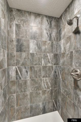 5413 N 191st Street, Elkhorn, NE 68022