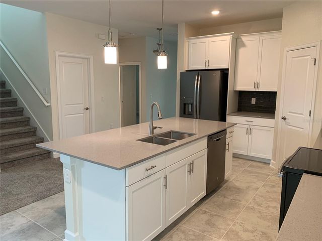 11084 SWEETGUM WOODS DRIVE, Orlando, FL 32832