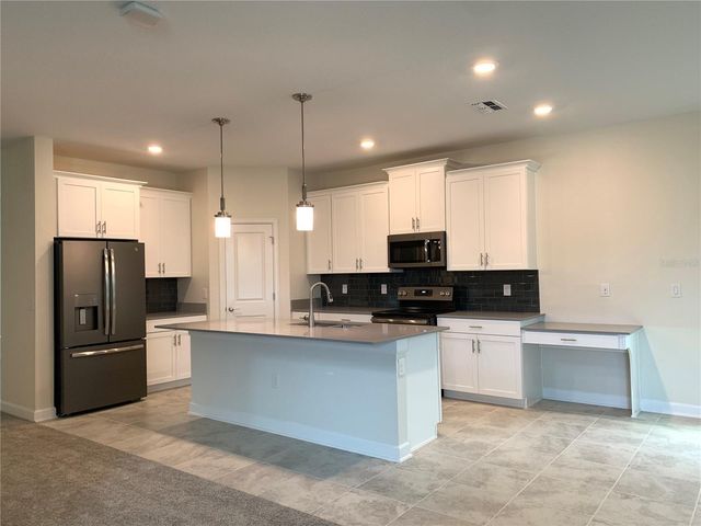 11084 SWEETGUM WOODS DRIVE, Orlando, FL 32832