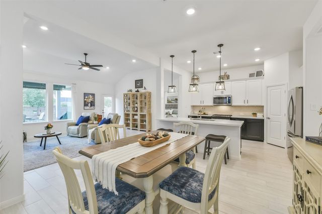 19722 Palomino Prairie Trail, Tomball, TX 77377