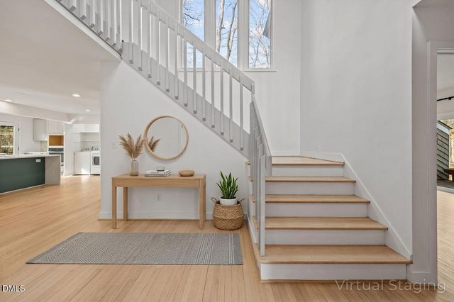 105 Oakstone Drive, Chapel Hill, NC 27514