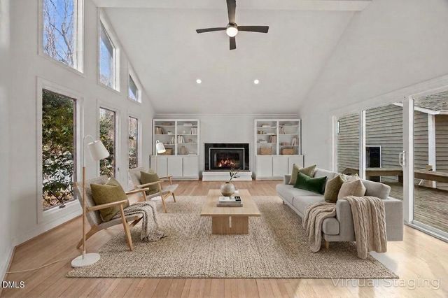 105 Oakstone Drive, Chapel Hill, NC 27514