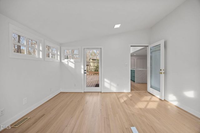 105 Oakstone Drive, Chapel Hill, NC 27514