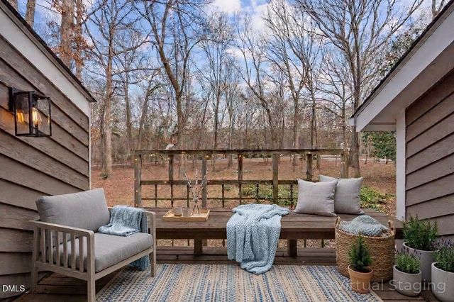 105 Oakstone Drive, Chapel Hill, NC 27514