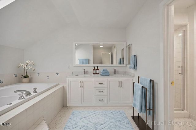 105 Oakstone Drive, Chapel Hill, NC 27514