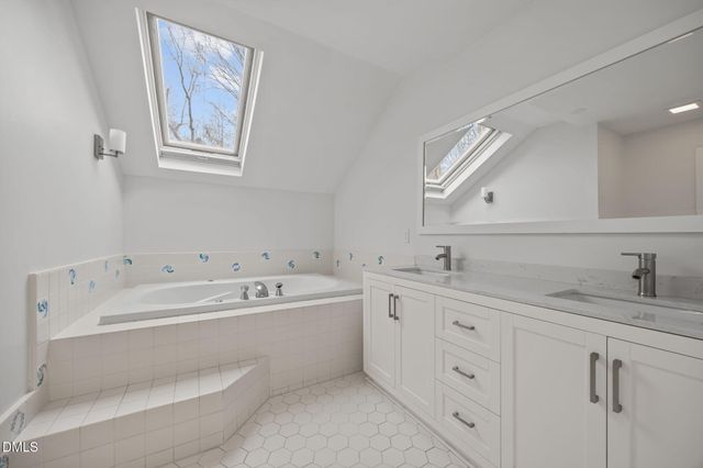 105 Oakstone Drive, Chapel Hill, NC 27514