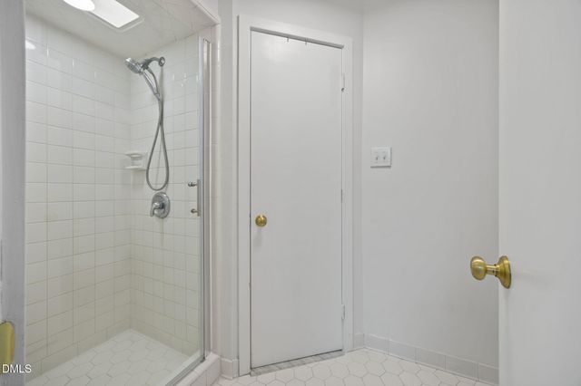 105 Oakstone Drive, Chapel Hill, NC 27514