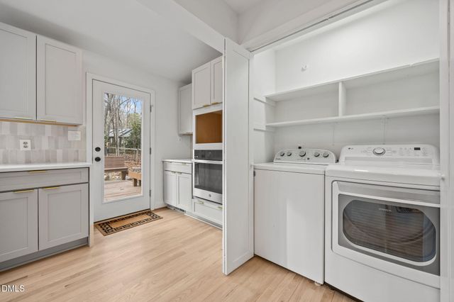 105 Oakstone Drive, Chapel Hill, NC 27514