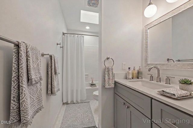 105 Oakstone Drive, Chapel Hill, NC 27514