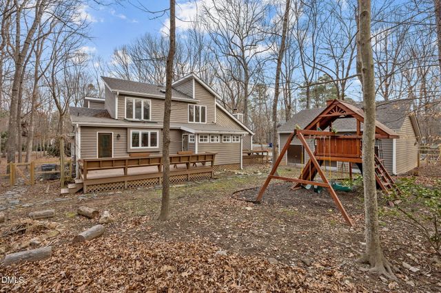 105 Oakstone Drive, Chapel Hill, NC 27514