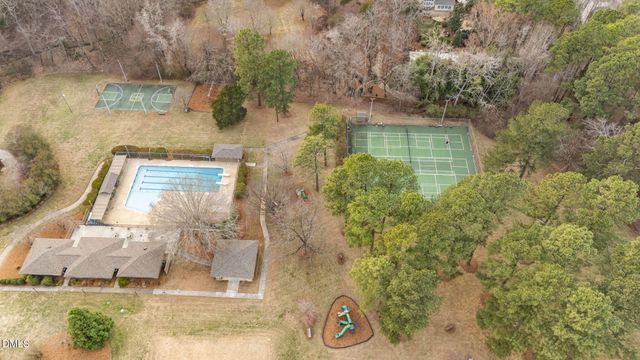 105 Oakstone Drive, Chapel Hill, NC 27514