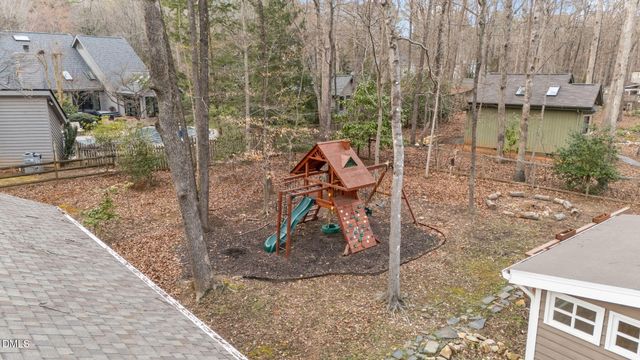 105 Oakstone Drive, Chapel Hill, NC 27514