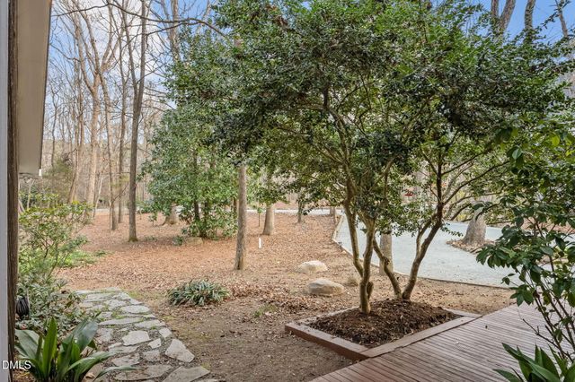 105 Oakstone Drive, Chapel Hill, NC 27514