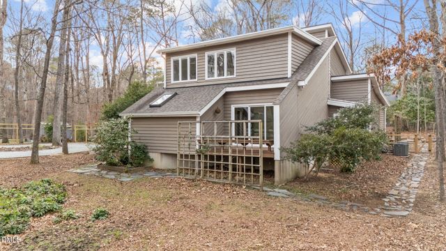105 Oakstone Drive, Chapel Hill, NC 27514