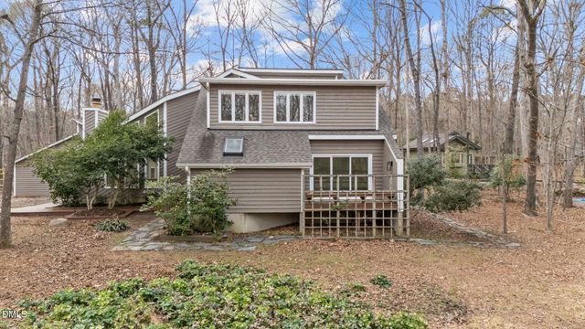 105 Oakstone Drive, Chapel Hill, NC 27514