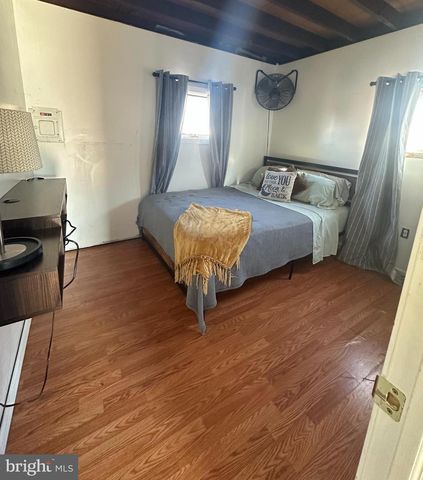 41 W RARITAN DR, Tuckerton, NJ 08087