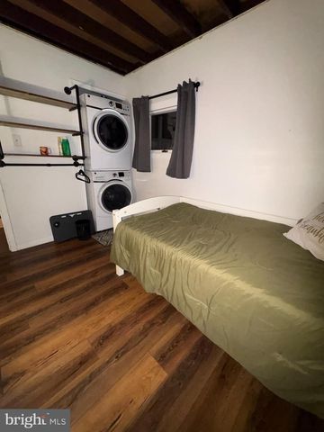 41 W RARITAN DR, Tuckerton, NJ 08087