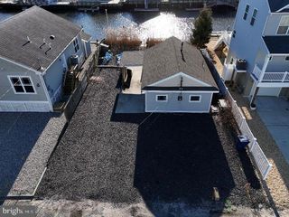 41 W RARITAN DR, Tuckerton, NJ 08087