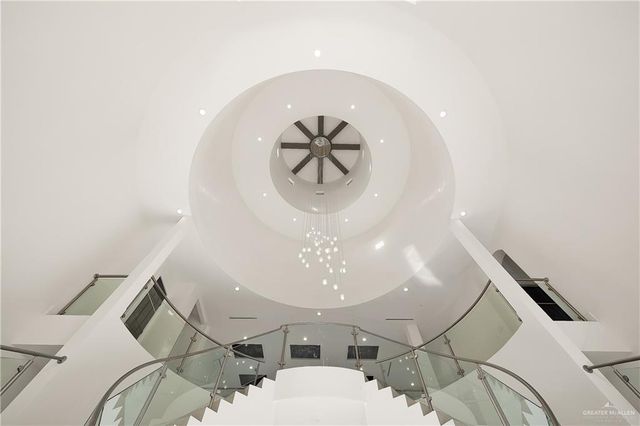 1000 Travis Street, Mission, TX 78572