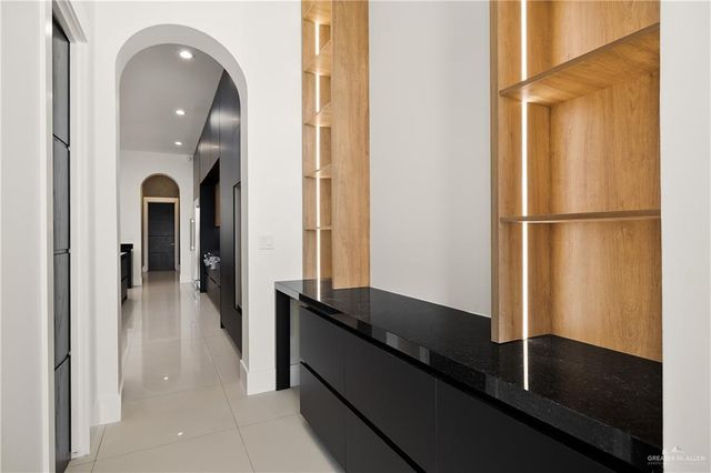 1000 Travis Street, Mission, TX 78572