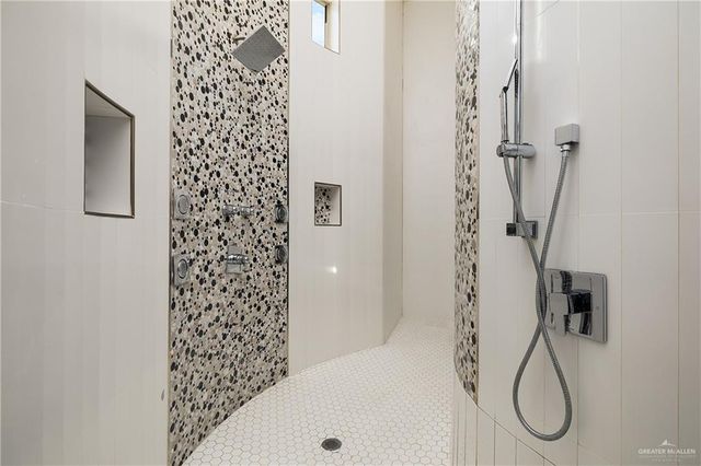 1000 Travis Street, Mission, TX 78572