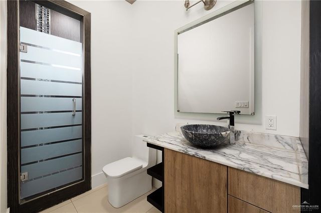 1000 Travis Street, Mission, TX 78572