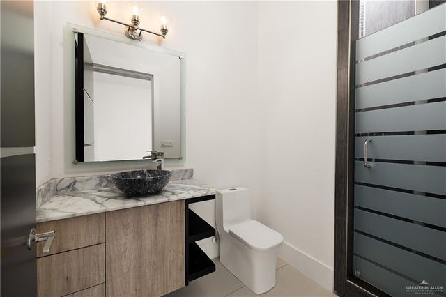 1000 Travis Street, Mission, TX 78572