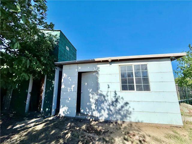 17232 Ceres, Fontana, CA 92335