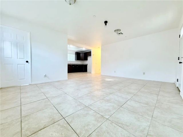 17232 Ceres, Fontana, CA 92335