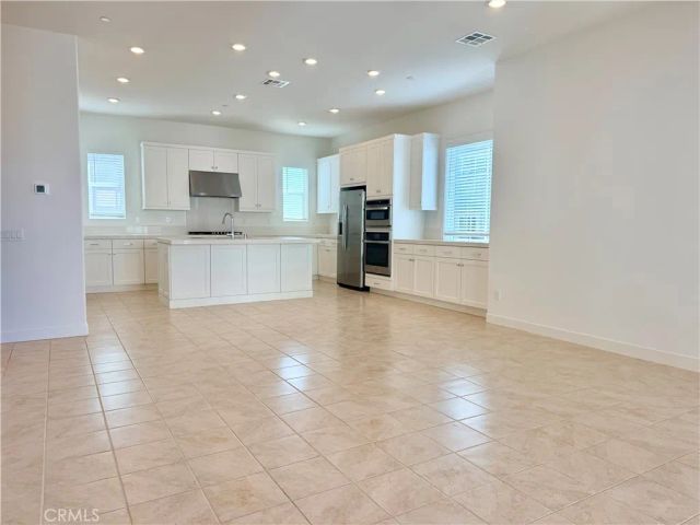 338 Tank, Irvine, CA 92681