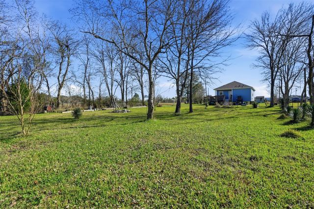7472 County Road 605, Dayton, TX 77535