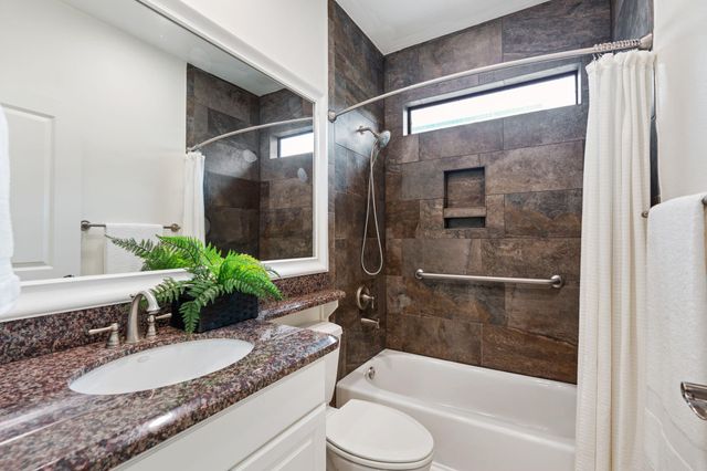 2210 Mid Lane 101, Houston, TX 77027