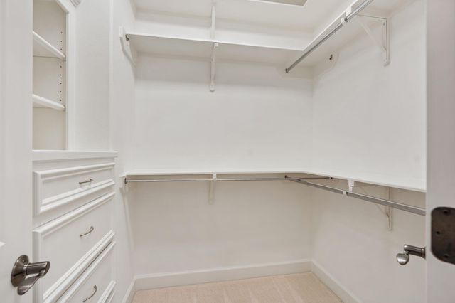 2210 Mid Lane 101, Houston, TX 77027