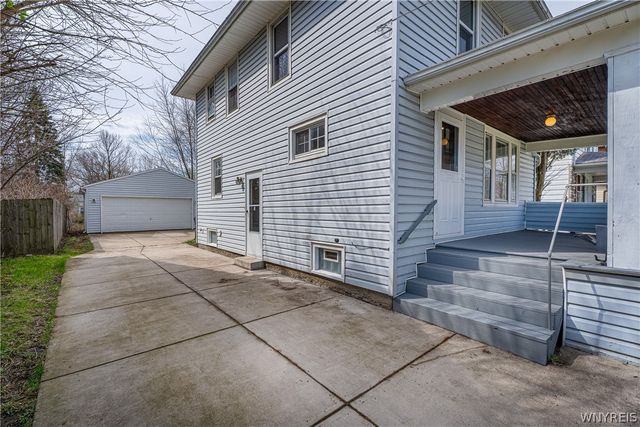 35 Fuller Avenue, Tonawanda, NY 14150