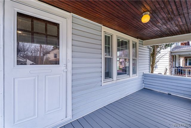 35 Fuller Avenue, Tonawanda, NY 14150