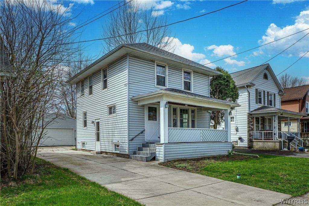 35 Fuller Avenue, Tonawanda, NY 14150