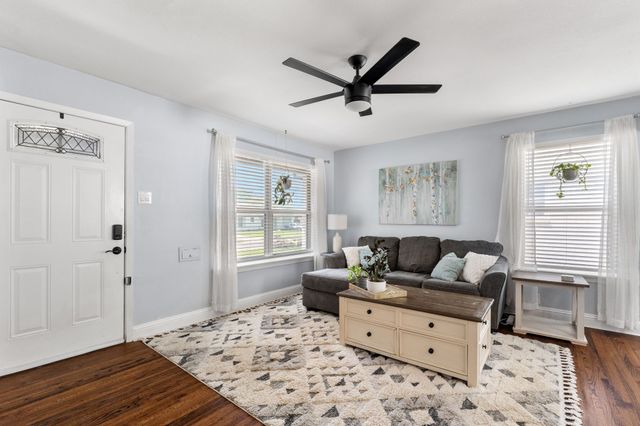 3203 San Lucas Avenue, Dallas, TX 75228