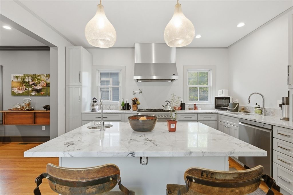 32 Tremont St 1, Cambridge, MA 02139