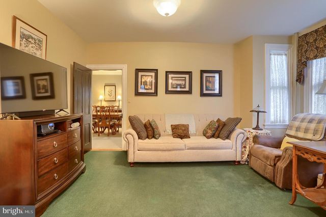 426 W MAIN ST, Mechanicsburg, PA 17055