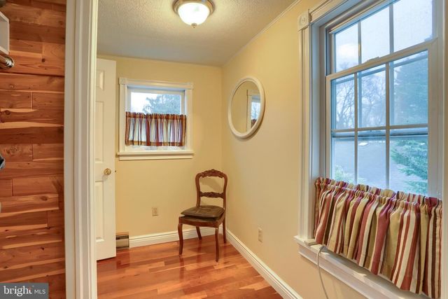 426 W MAIN ST, Mechanicsburg, PA 17055