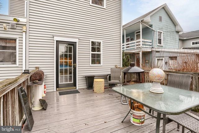 426 W MAIN ST, Mechanicsburg, PA 17055