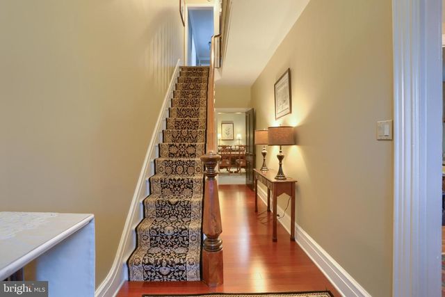 426 W MAIN ST, Mechanicsburg, PA 17055