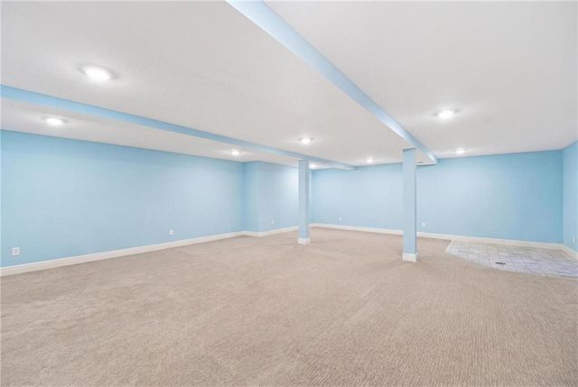 906 Creekmoor Drive, Raymore, MO 64083