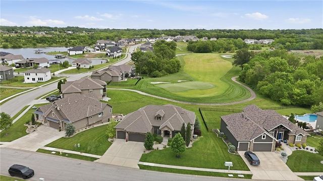 906 Creekmoor Drive, Raymore, MO 64083