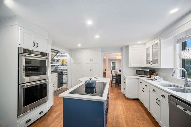 51 Higgins Road, Framingham, MA 01701