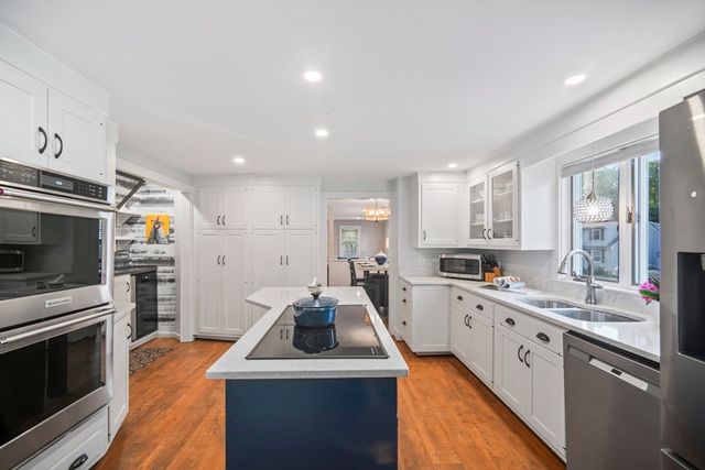 51 Higgins Road, Framingham, MA 01701