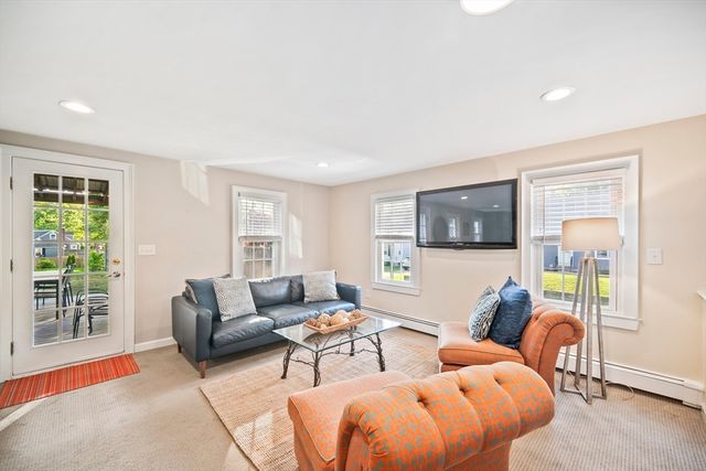 51 Higgins Road, Framingham, MA 01701