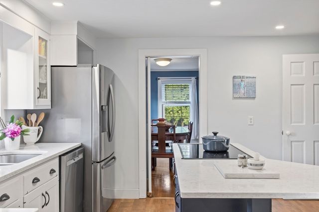 51 Higgins Road, Framingham, MA 01701
