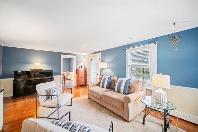 51 Higgins Road, Framingham, MA 01701