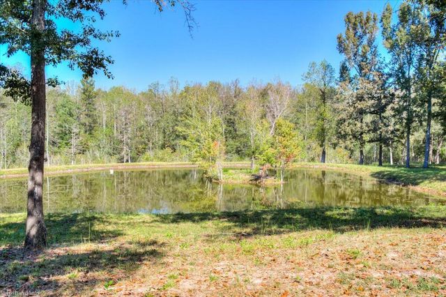 1488 Hatchaway Bridge Road, Aiken, SC 29801